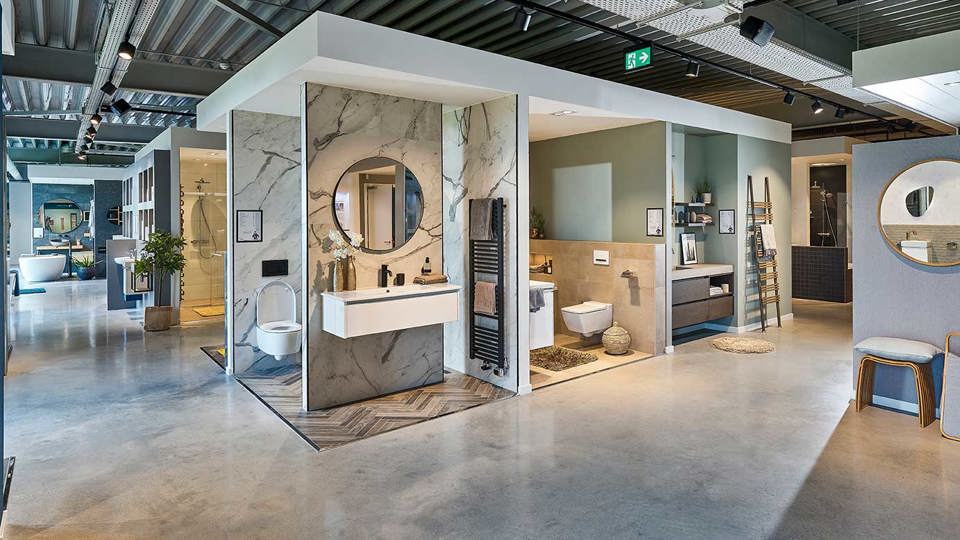 Arma-Keukens-en-Sanitair-showroomoverzicht